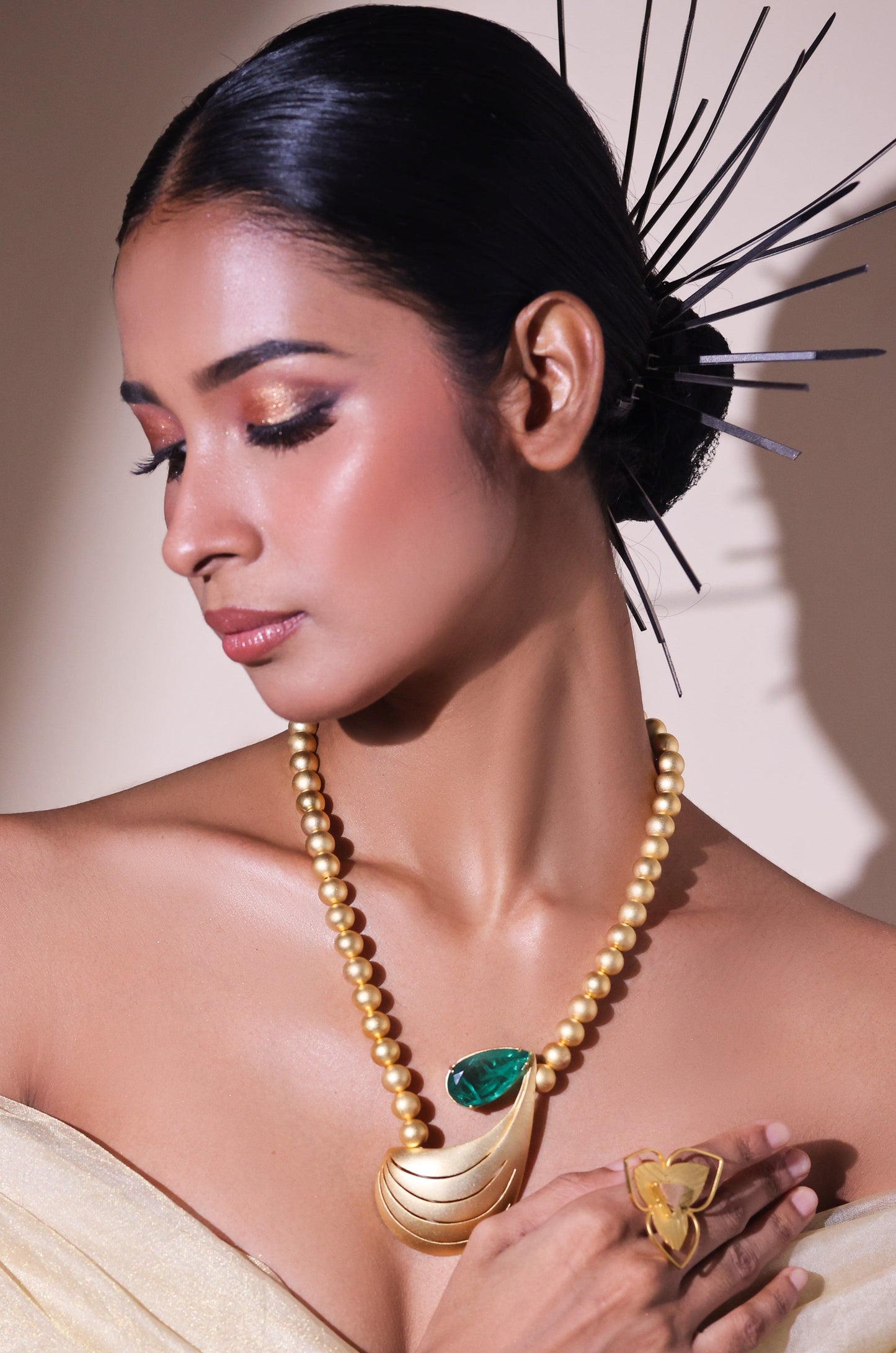 Blooming Breeze Neckpiece
