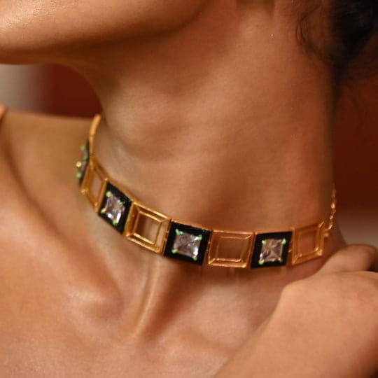 Dark Elegance Choker
