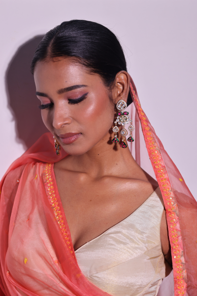 ROYAL JEWLS EARRING