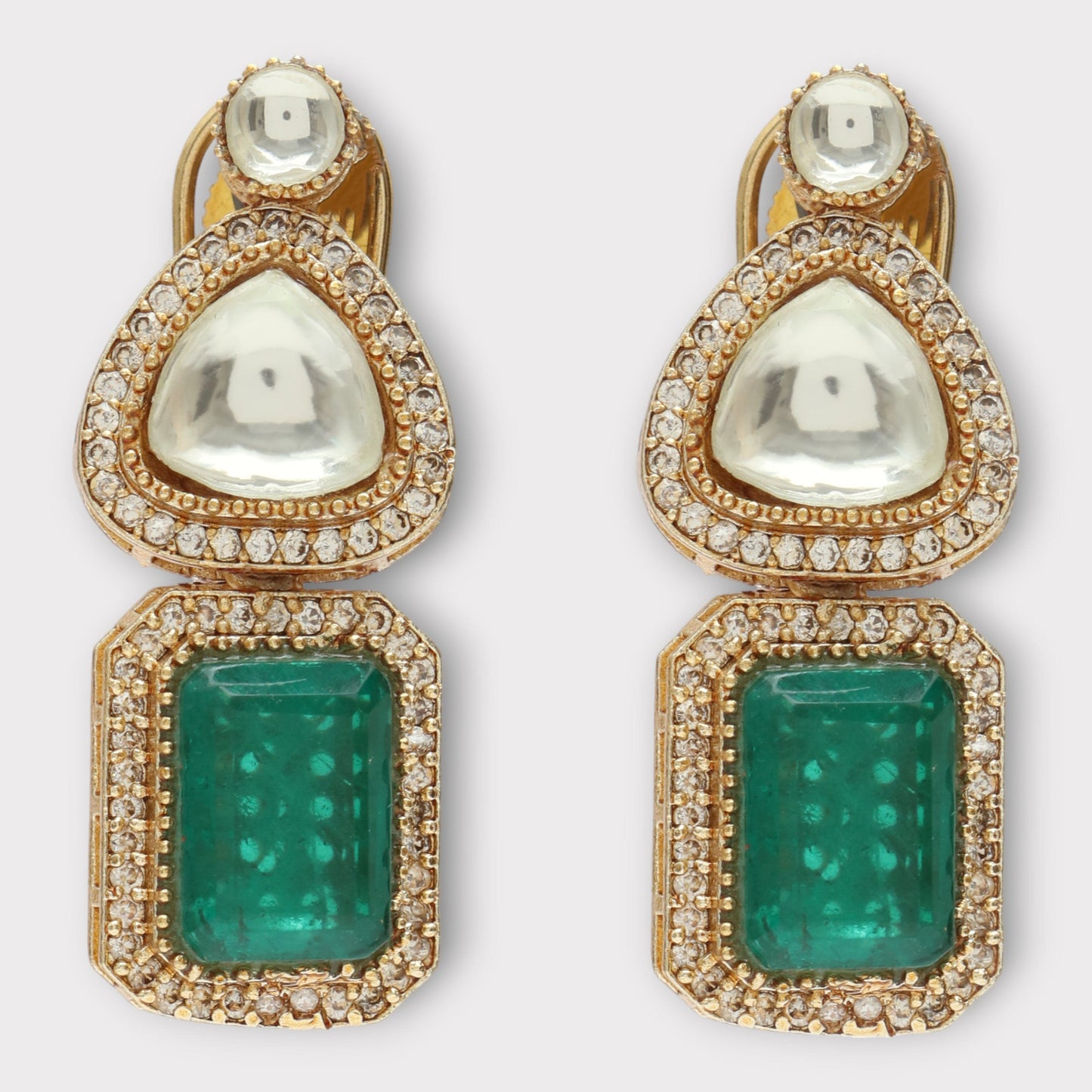 Lustrous Aura Earrings