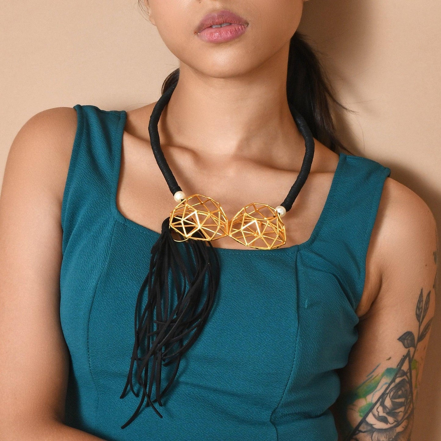 Double bond neckpiece - Zaza by Somya
