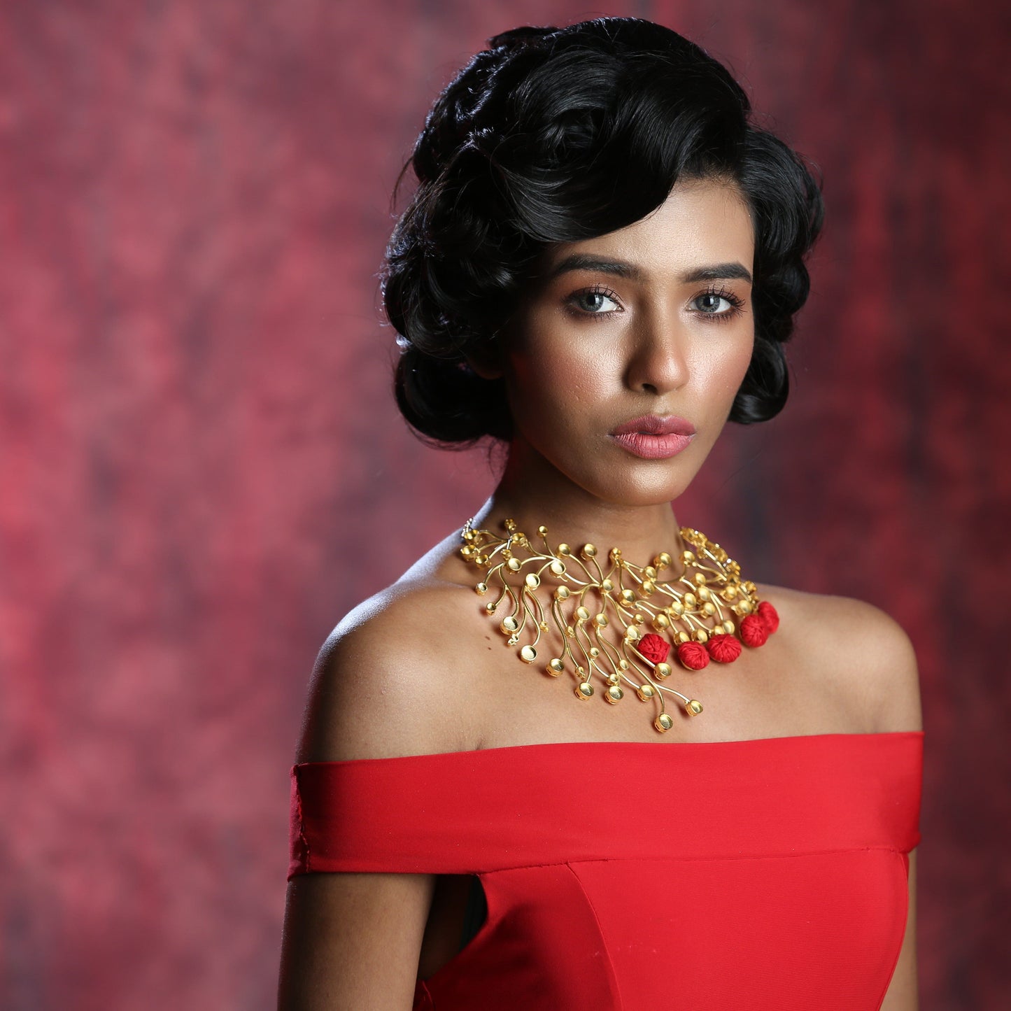 Branching Beauty Neckpiece