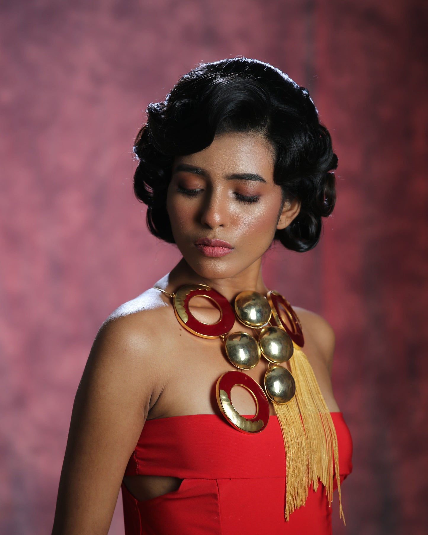 Dazzle Neckpiece