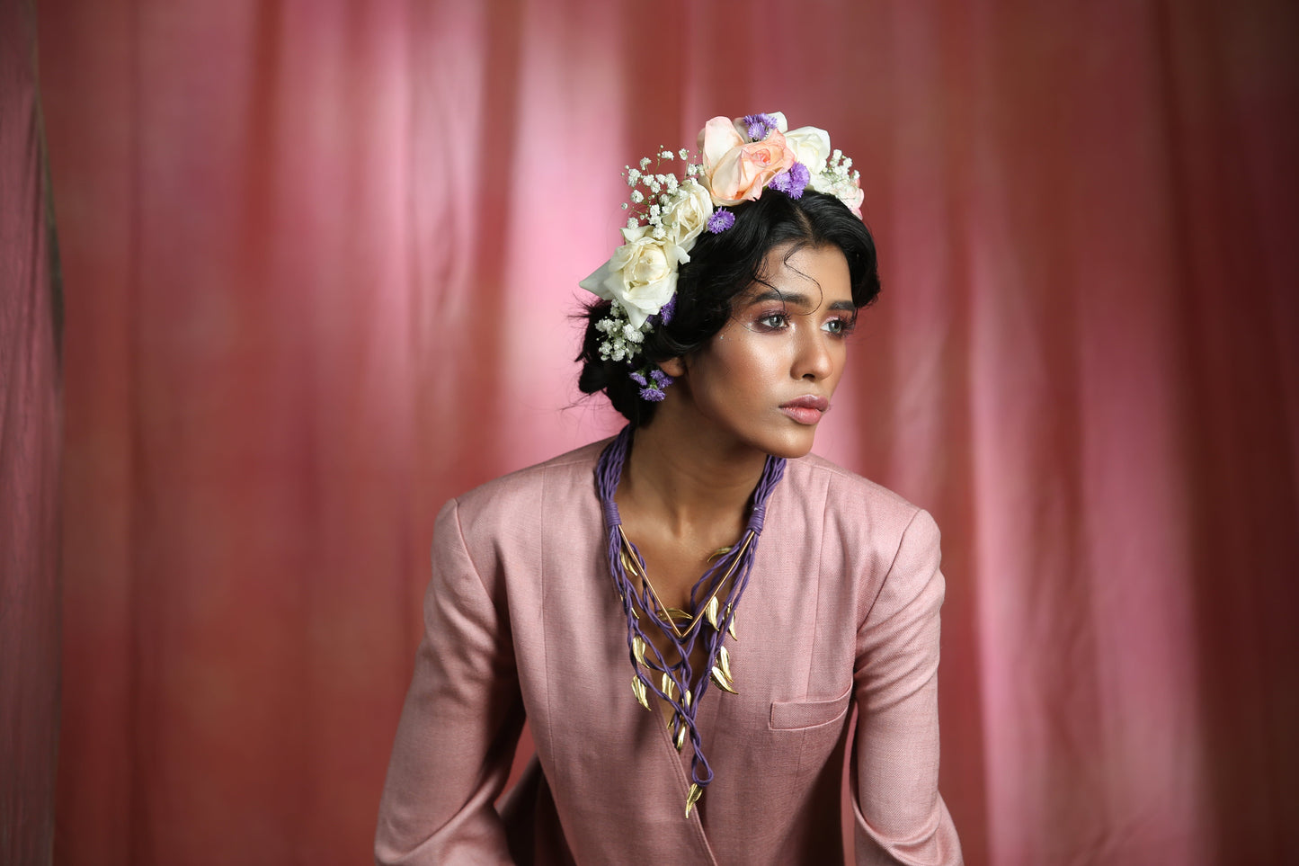 Retro Neckpiece
