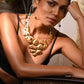 Streaming Neckpiece